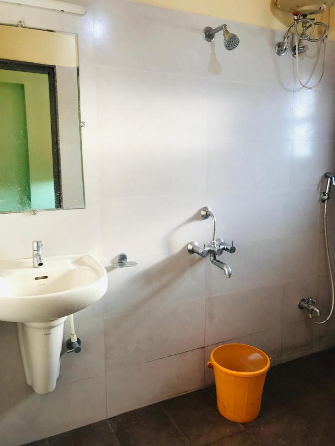 Staymaker Prakash International Gonikoppal Экстерьер фото